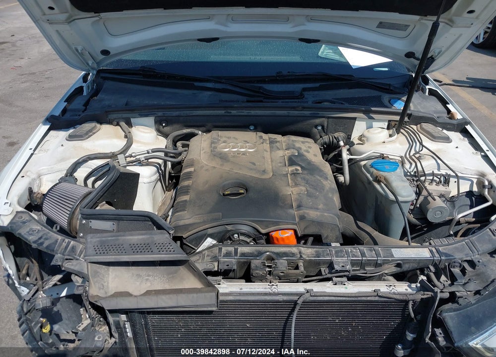 2014 AUDI A4 2.0T PREMIUM VIN: WAUFFAFL6EN017215