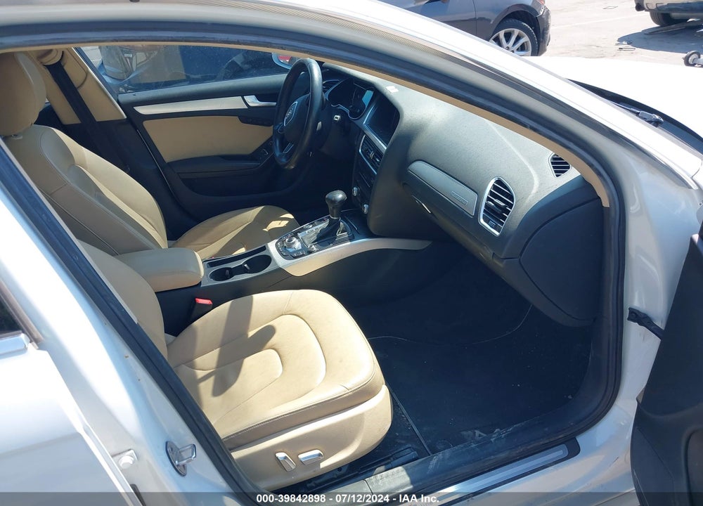 2014 AUDI A4 2.0T PREMIUM VIN: WAUFFAFL6EN017215