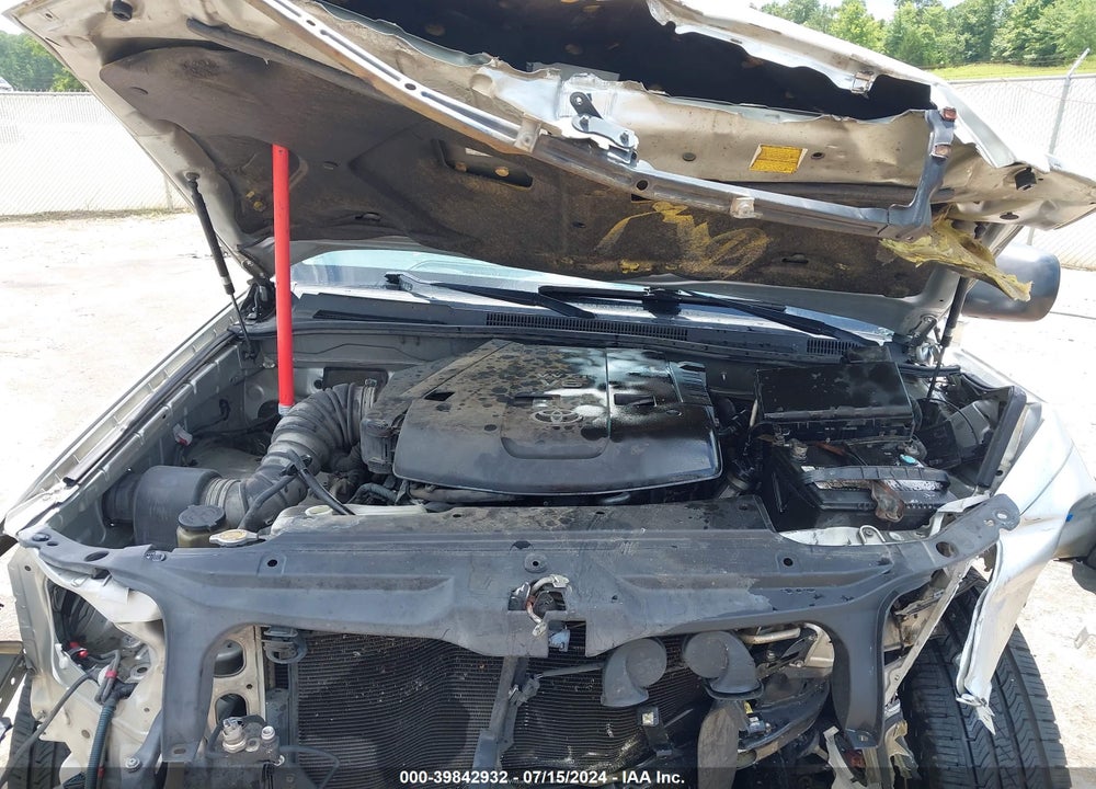 2005 TOYOTA 4RUNNER SR5 V6 VIN: JTEBU14R250064023