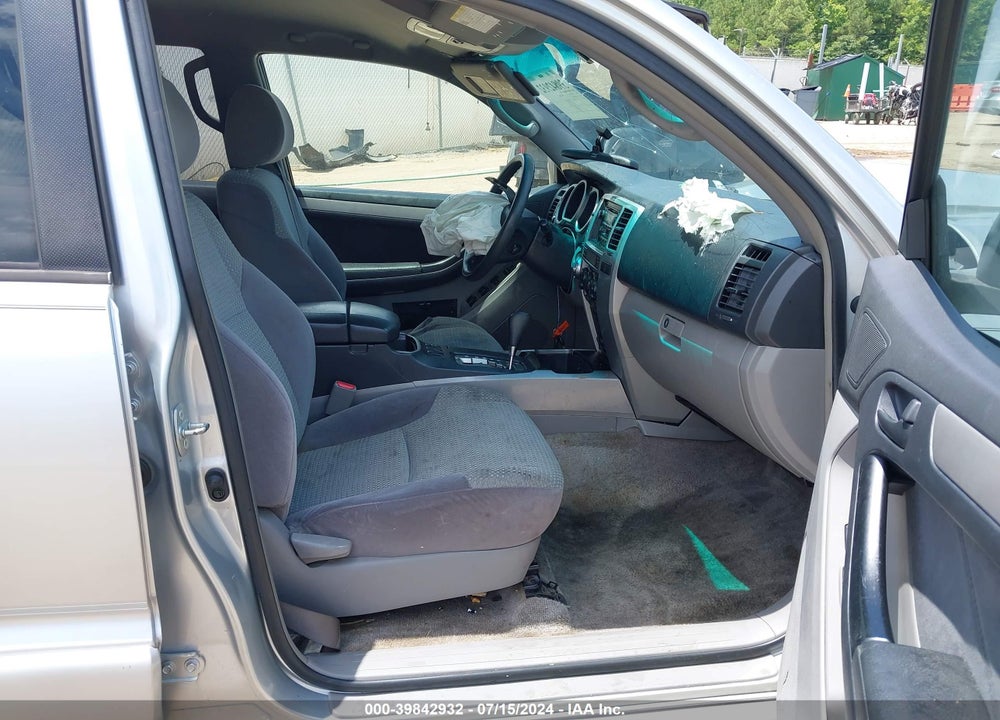 2005 TOYOTA 4RUNNER SR5 V6 VIN: JTEBU14R250064023