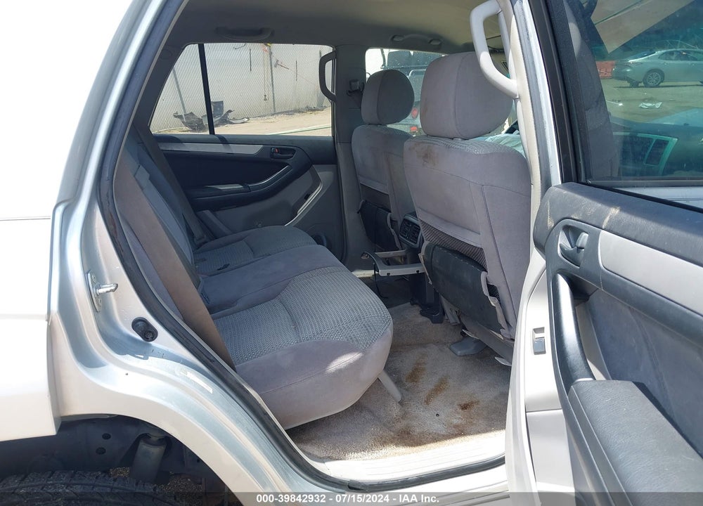 2005 TOYOTA 4RUNNER SR5 V6 VIN: JTEBU14R250064023