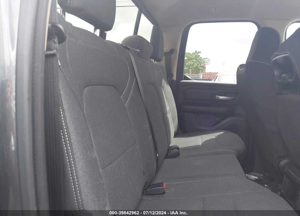 2019 RAM 1500 TRADESMAN QUAD CAB 4X4 6'4 BOX VIN: 1C6SRFCT8KN551250