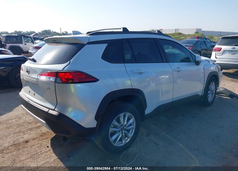 2024 TOYOTA COROLLA CROSS LE VIN: 7MUCAAAG3RV090188