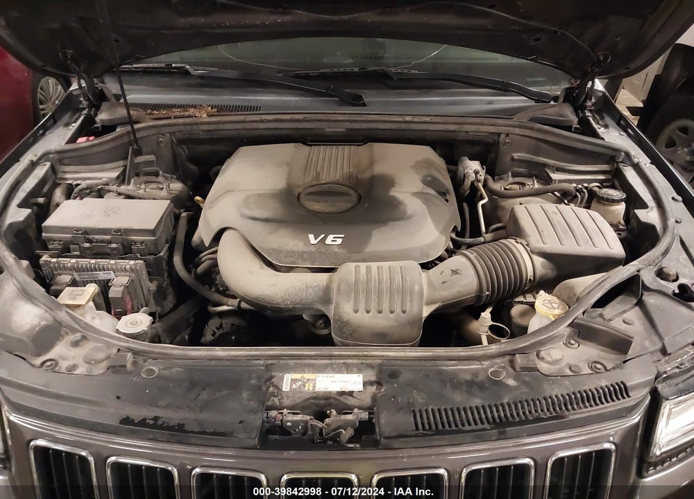 2015 JEEP GRAND CHEROKEE LIMITED VIN: 1C4RJFBG8FC865551