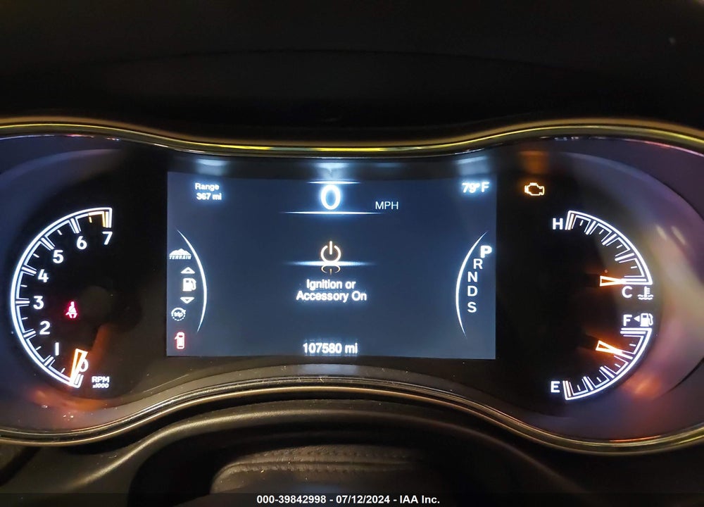 2015 JEEP GRAND CHEROKEE LIMITED VIN: 1C4RJFBG8FC865551