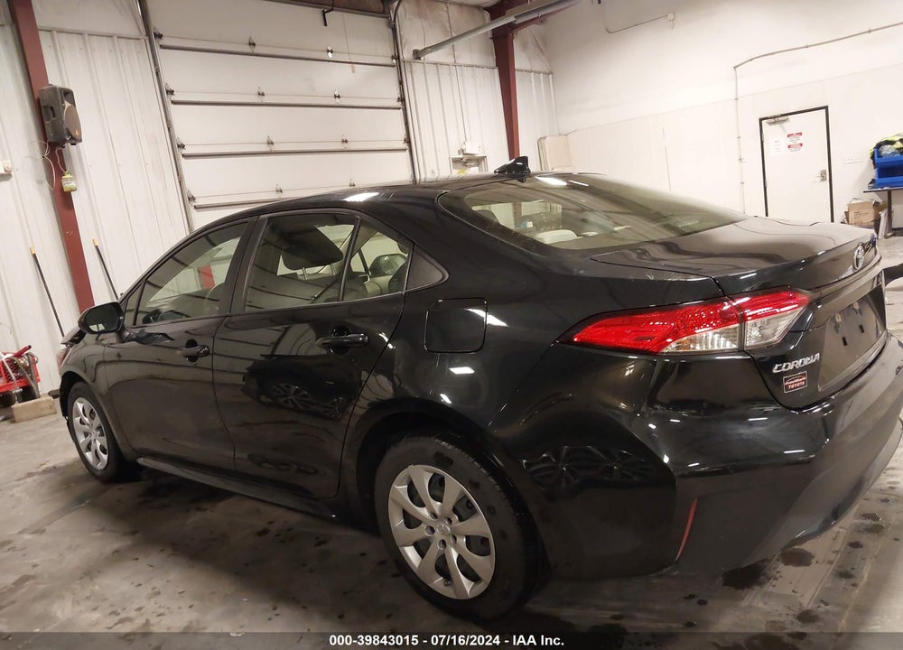 2020 TOYOTA COROLLA LE VIN: JTDEPRAE8LJ052183