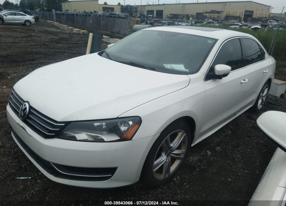 2014 VOLKSWAGEN PASSAT 1.8T SE VIN: 1VWBT7A3XEC051655