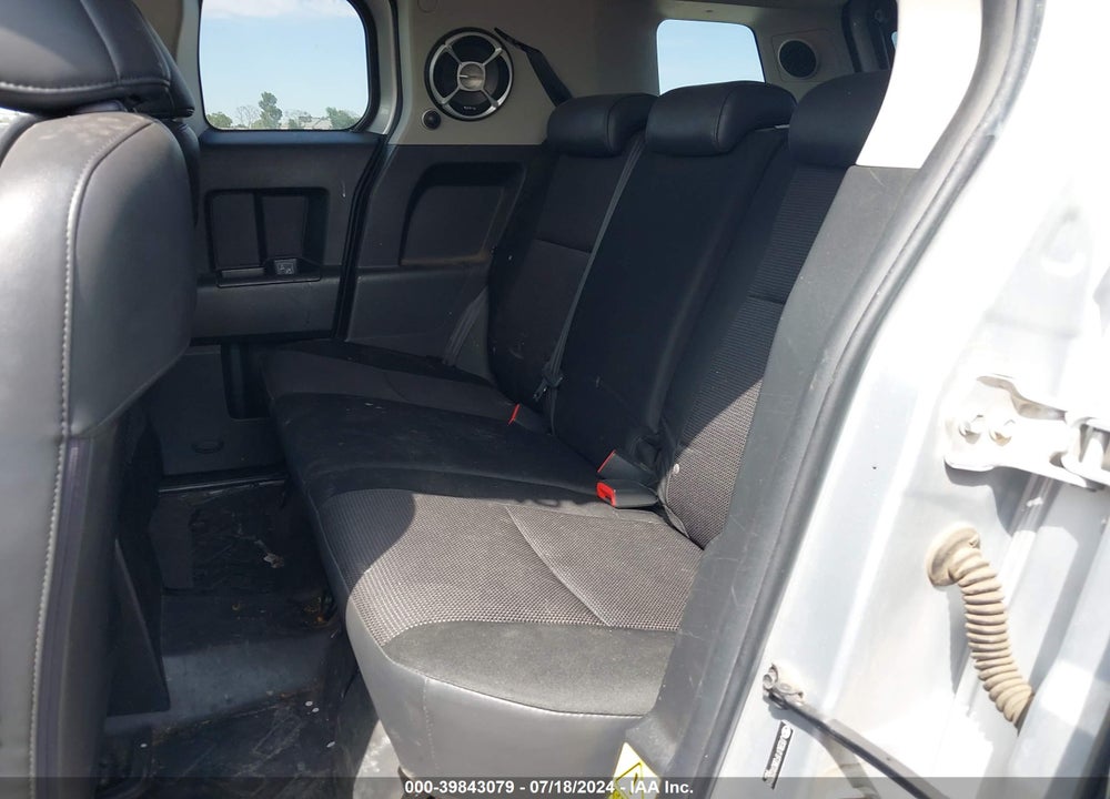 2008 TOYOTA FJ CRUISER VIN: JTEBU11F080103318