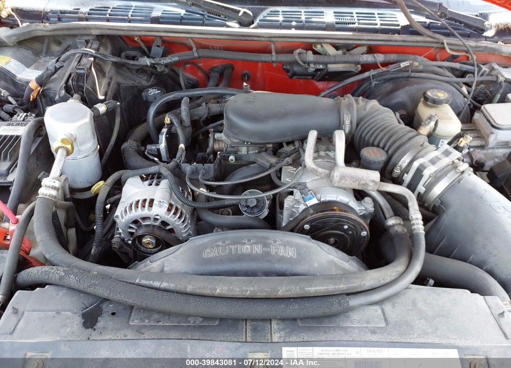 2000 CHEVROLET BLAZER LS VIN: 1GNDT13WXY2108356