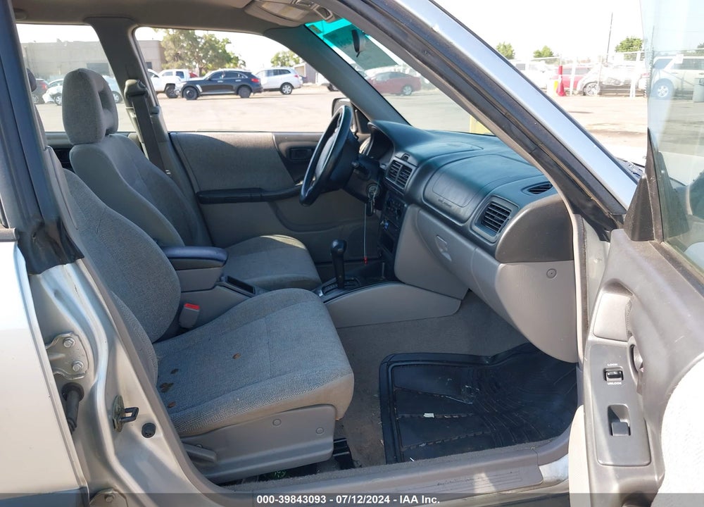 2002 SUBARU FORESTER L VIN: JF1SF63522H748485