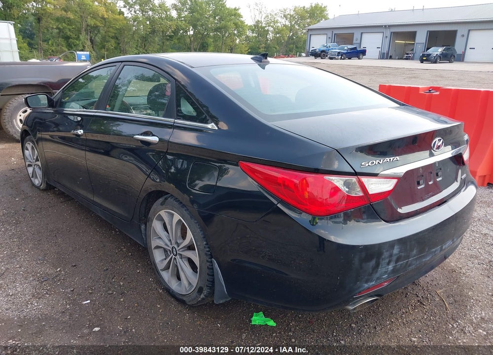2013 HYUNDAI SONATA LIMITED 2.0T VIN: 5NPEC4AB9DH579437