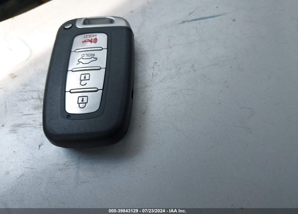 2013 HYUNDAI SONATA LIMITED 2.0T VIN: 5NPEC4AB9DH579437