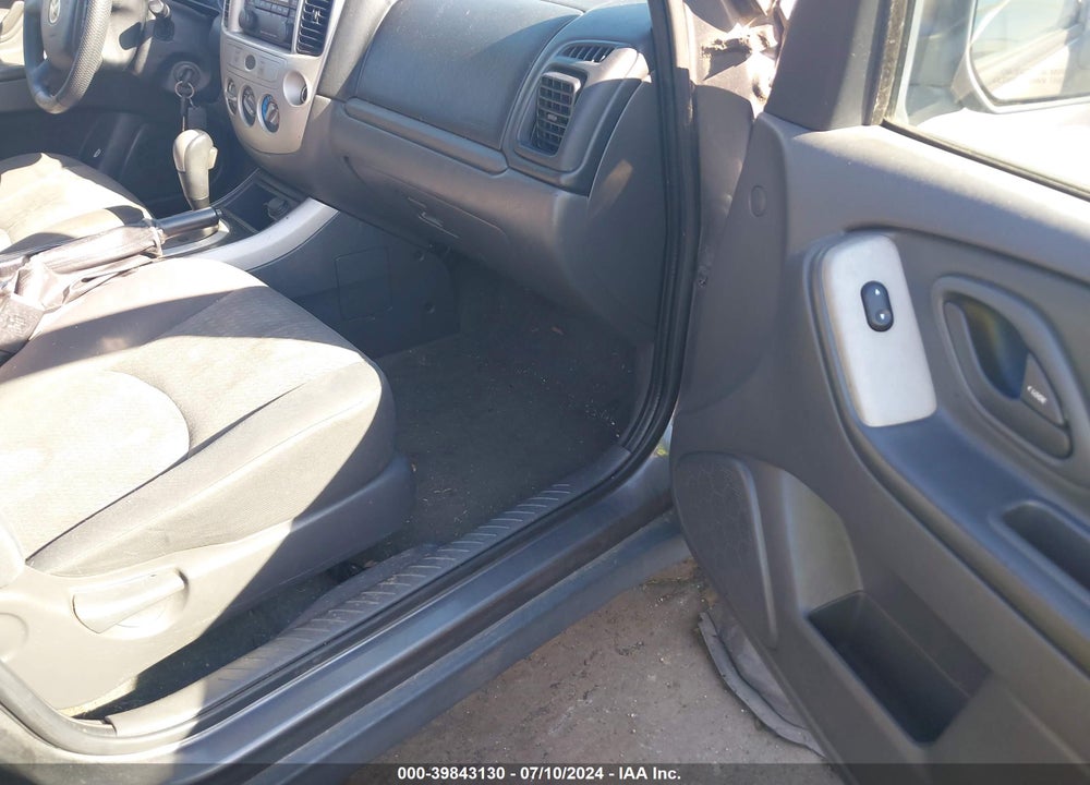 2005 MAZDA TRIBUTE I VIN: 4F2YZ02ZX5KM55633