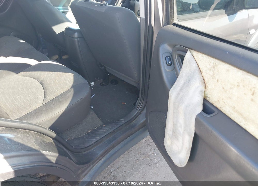 2005 MAZDA TRIBUTE I VIN: 4F2YZ02ZX5KM55633