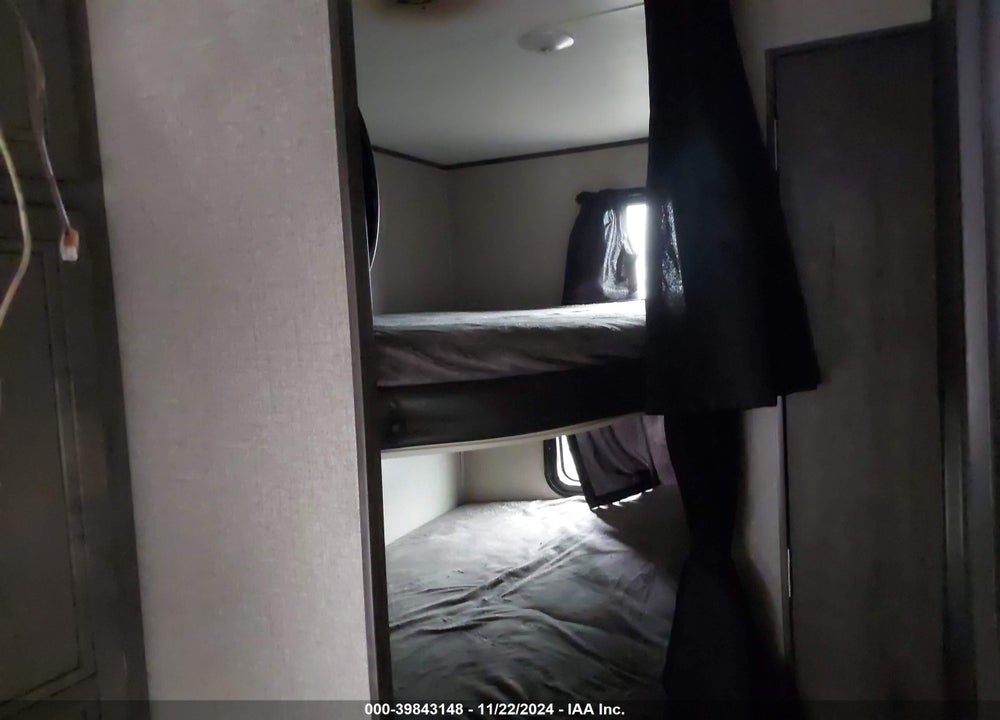 2020 JAYCO JAY FLIGHT VIN: 1UJBJ0BP9L75W0384