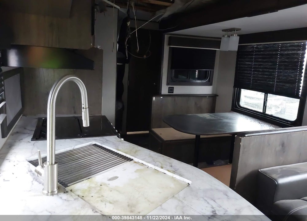 2020 JAYCO JAY FLIGHT VIN: 1UJBJ0BP9L75W0384