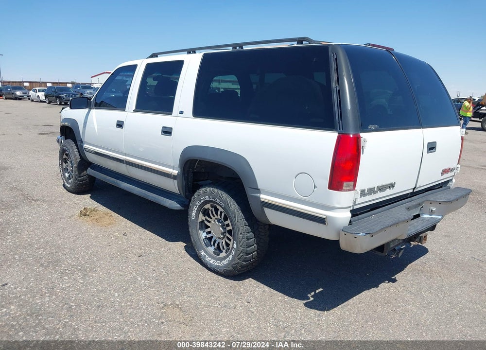 1997 GMC SUBURBAN 2500 SL VIN: 3GKGK26J8VG516666