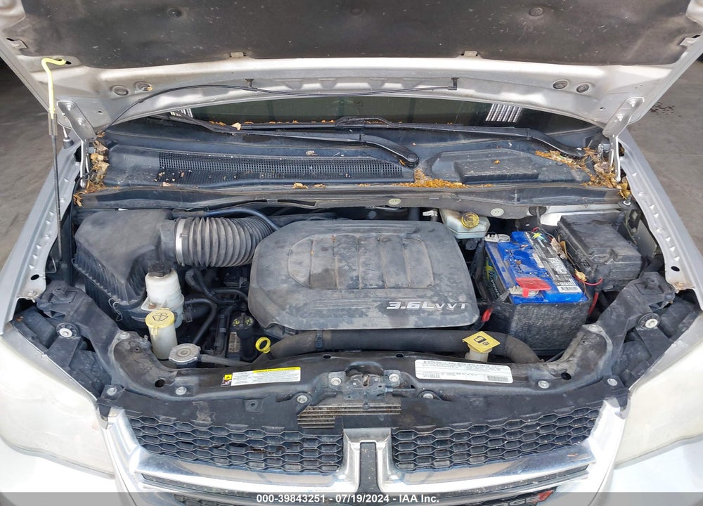 2012 DODGE GRAND CARAVAN CREW VIN: 2C4RDGDG9CR264730