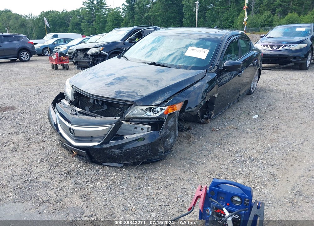 2013 ACURA ILX 2.0L VIN: 19VDE1F55DE010444