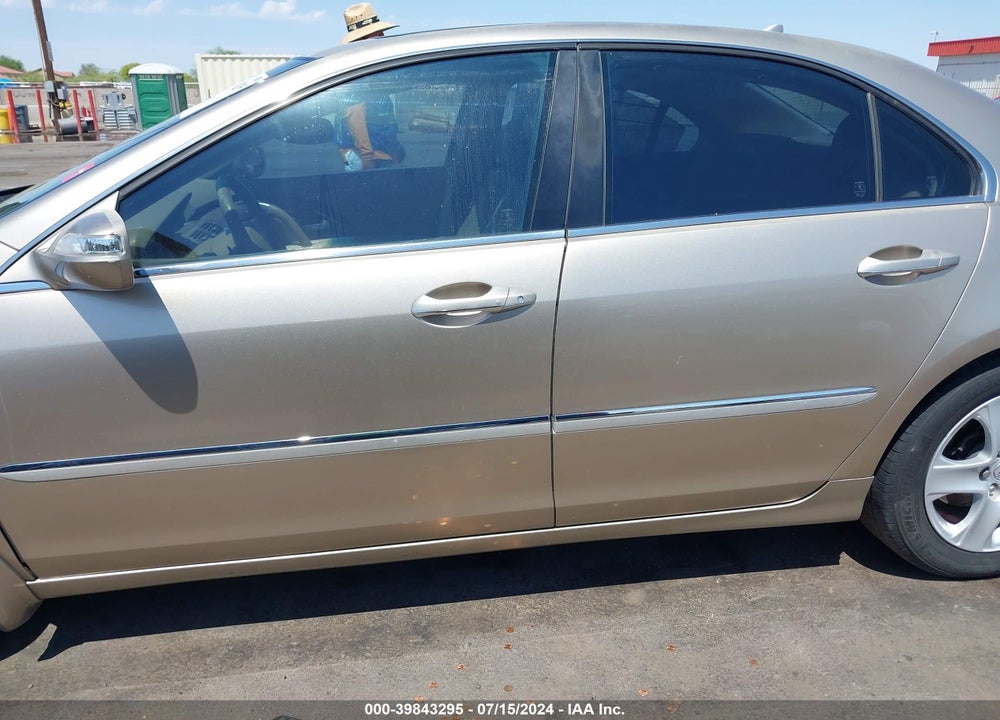 2008 ACURA RL 3.5 VIN: JH4KB165X8C004321