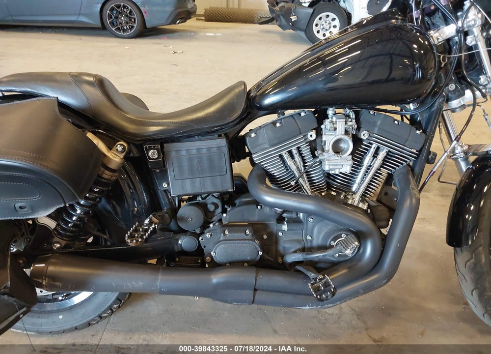 2004 HARLEY-DAVIDSON FXDX VIN: 1HD1GJV174K306886