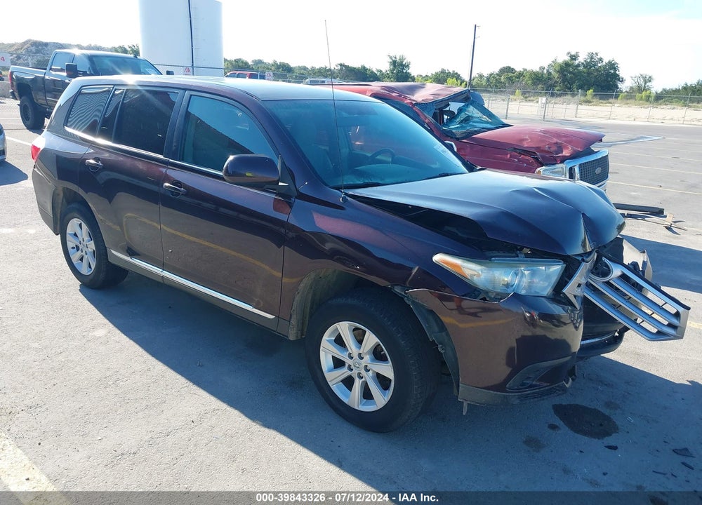 2011 TOYOTA HIGHLANDER BASE V6 VIN: 5TDBK3EH2BS080744