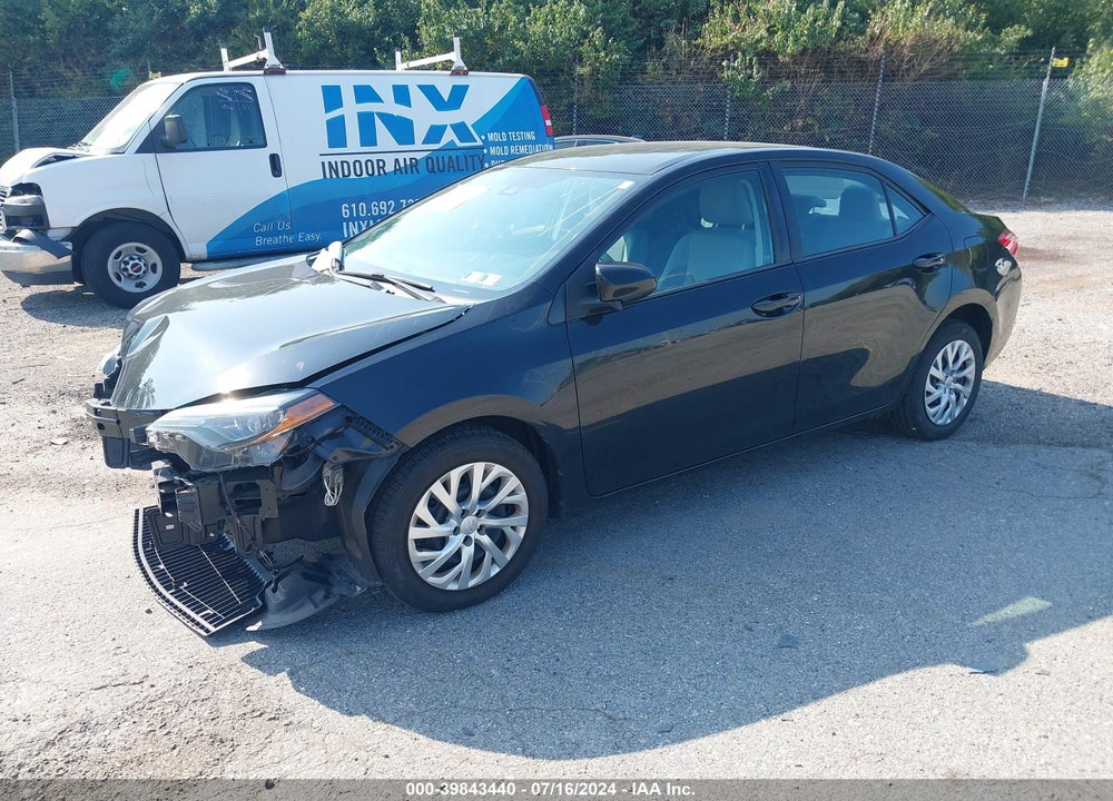2017 TOYOTA COROLLA LE VIN: 2T1BURHE8HC960301