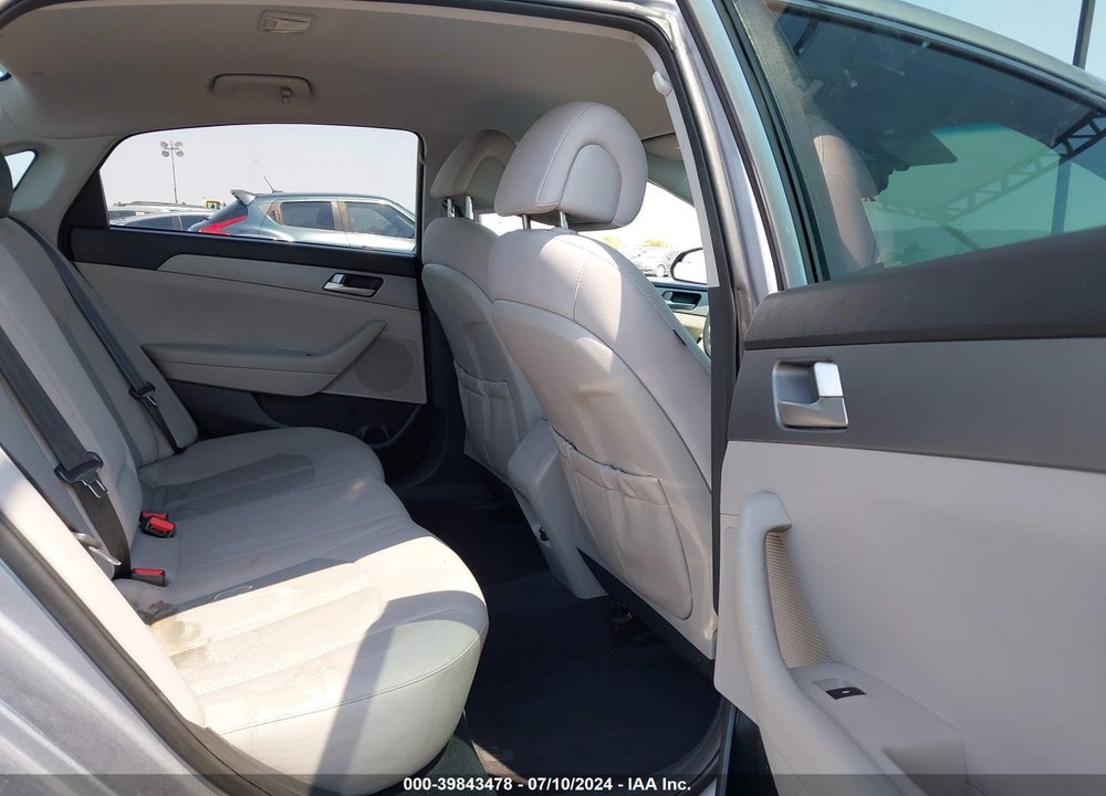 2016 HYUNDAI SONATA SE VIN: 5NPE24AF6GH325632