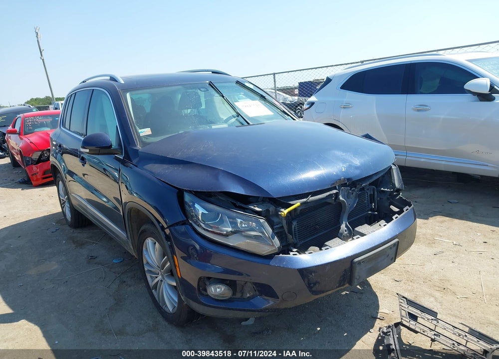 2016 VOLKSWAGEN TIGUAN SE VIN: WVGAV7AX7GW565391