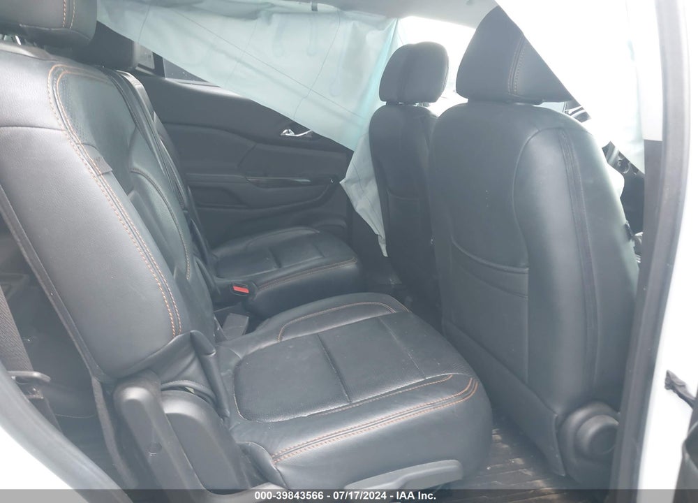 2021 GMC ACADIA AWD AT4 VIN: 1GKKNLLS9MZ199063