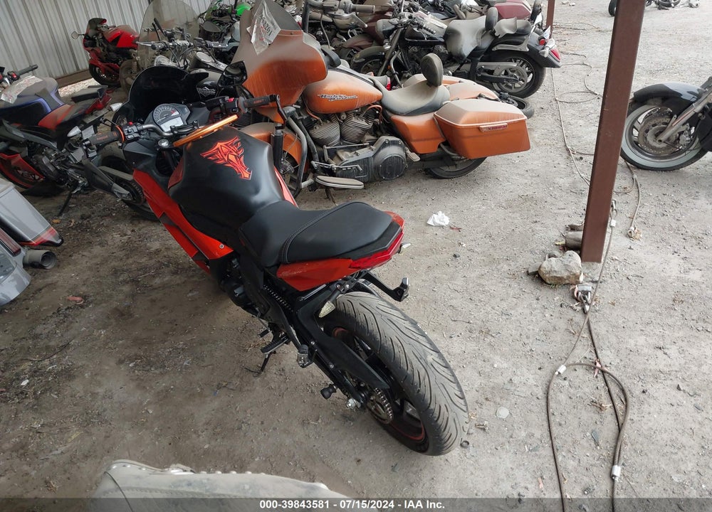 2014 KAWASAKI EX650 F VIN: JKAEXEF17EDA15350