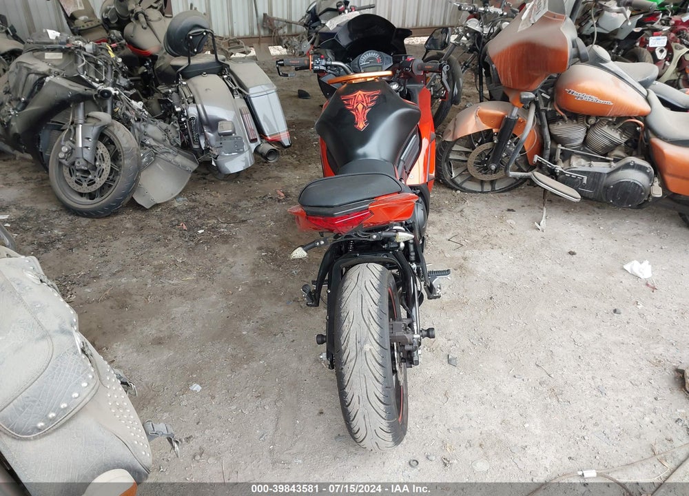 2014 KAWASAKI EX650 F VIN: JKAEXEF17EDA15350