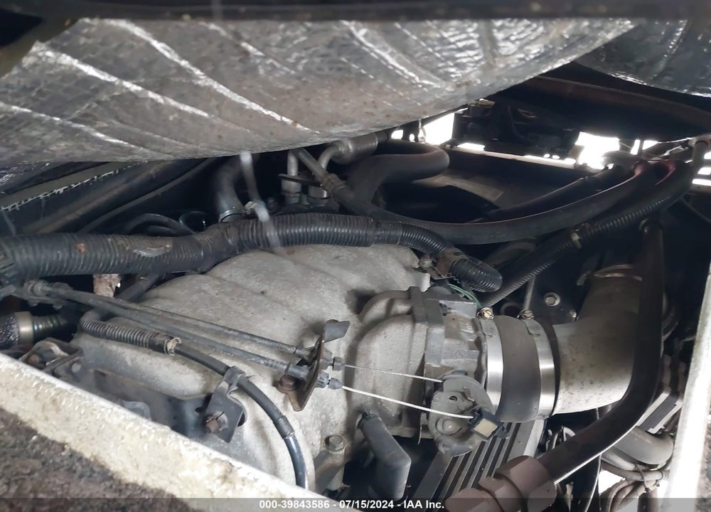 1999 CHEVROLET P30 VIN: 1GBKP37J2X3301046
