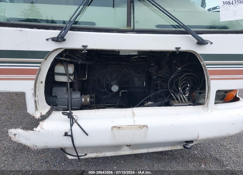 1999 CHEVROLET P30 VIN: 1GBKP37J2X3301046