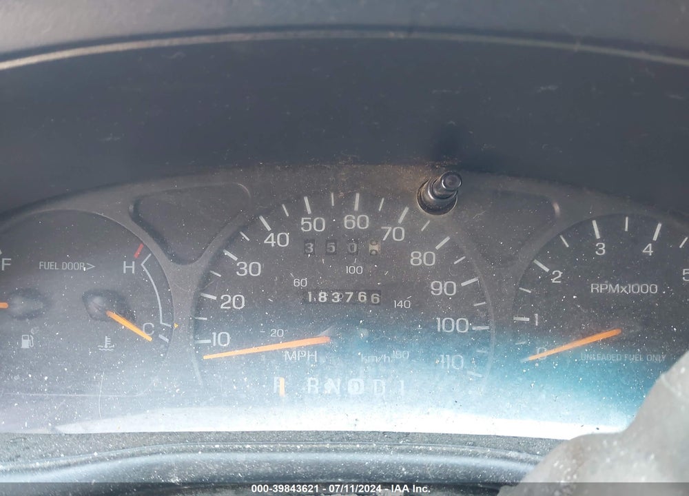 1998 FORD TAURUS LX/SE VIN: 1FAFP52U8WA249271