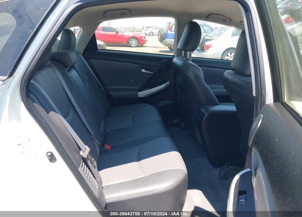 2014 TOYOTA PRIUS PLUG-IN ADVANCED VIN: JTDKN3DP5E3063572