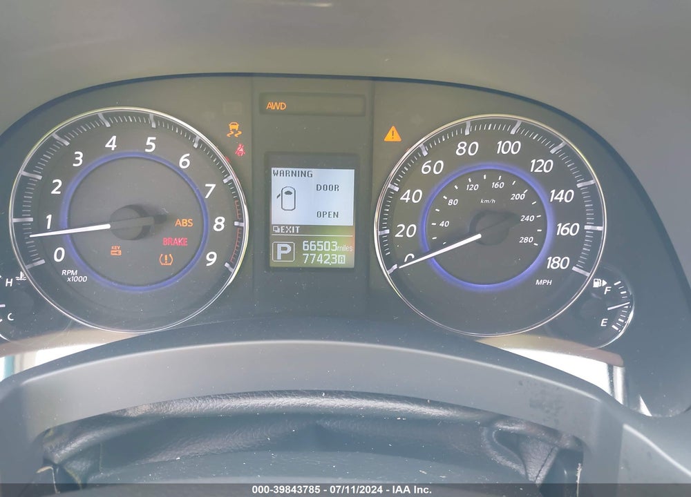 2016 INFINITI QX70 VIN: JN8CS1MW8GM753083