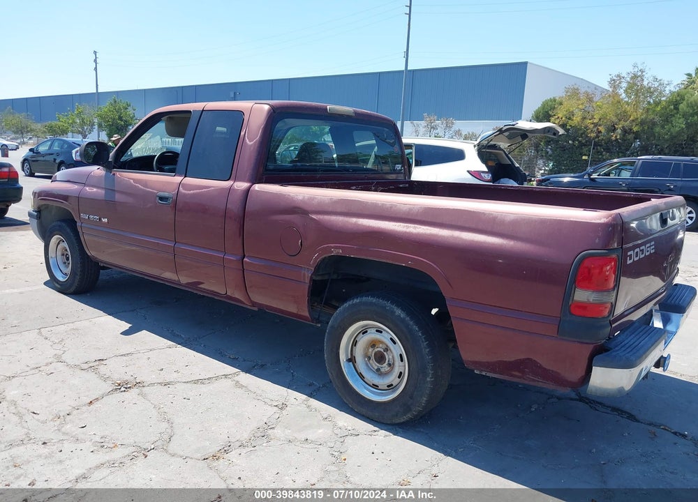 2001 DODGE RAM 1500 ST VIN: 3B7HC13Y71M577723