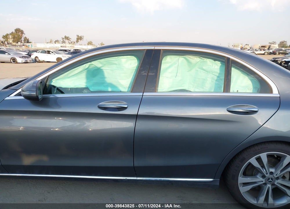 2018 MERCEDES-BENZ C 300 VIN: 55SWF4JB6JU275888