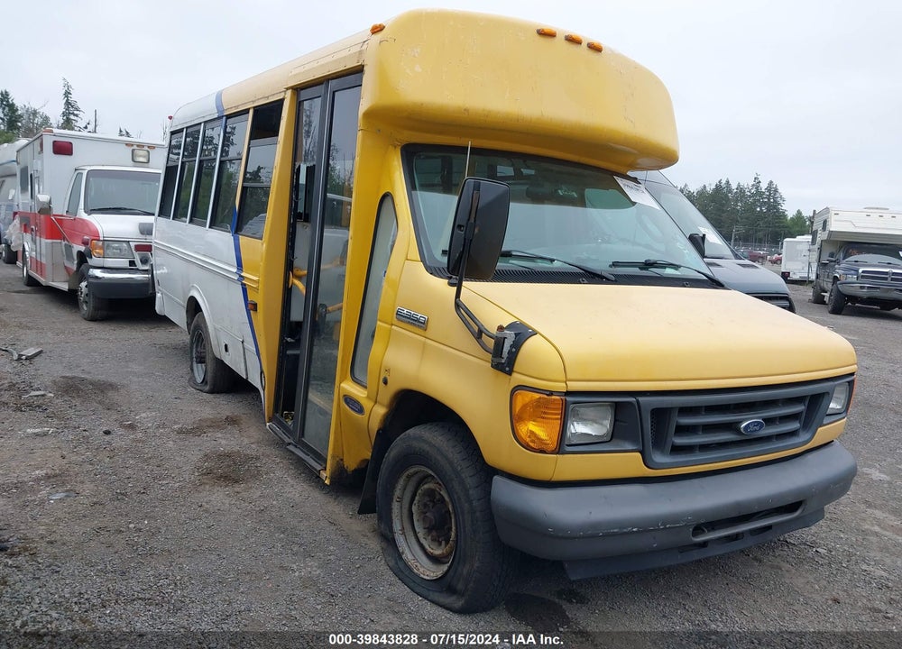 2007 FORD E-350 CUTAWAY VIN: 1FDSE35P67DA10404