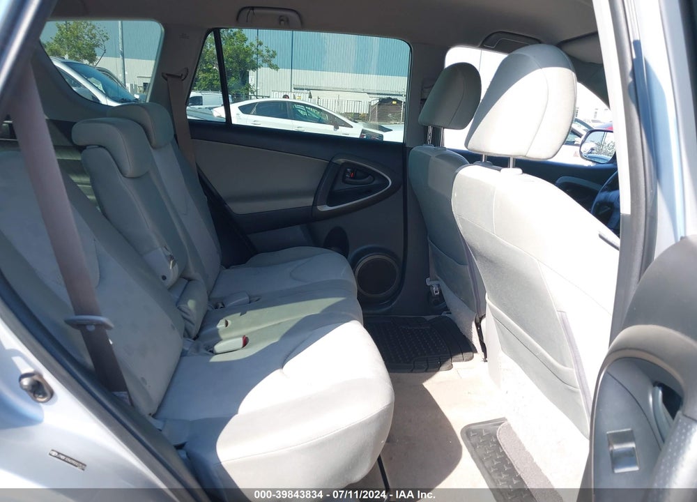 2009 TOYOTA RAV4 VIN: JTMBF33V09D007570
