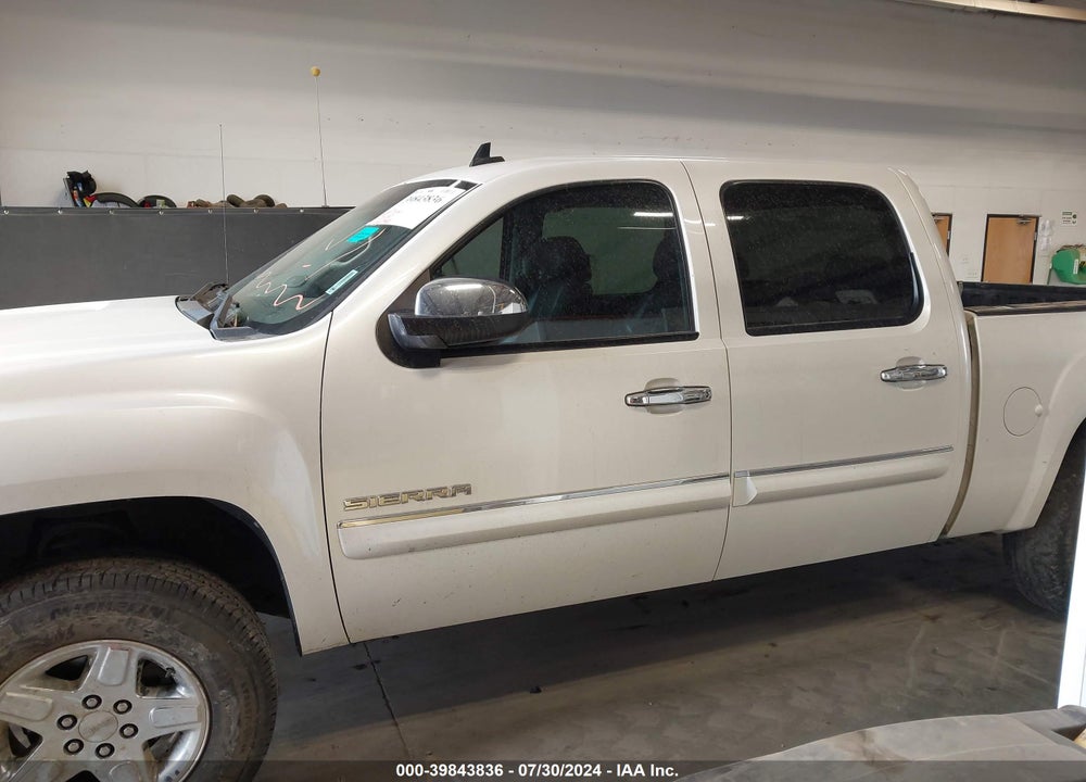 2011 GMC SIERRA 1500 SLT VIN: 3GTP2WE39BG184321