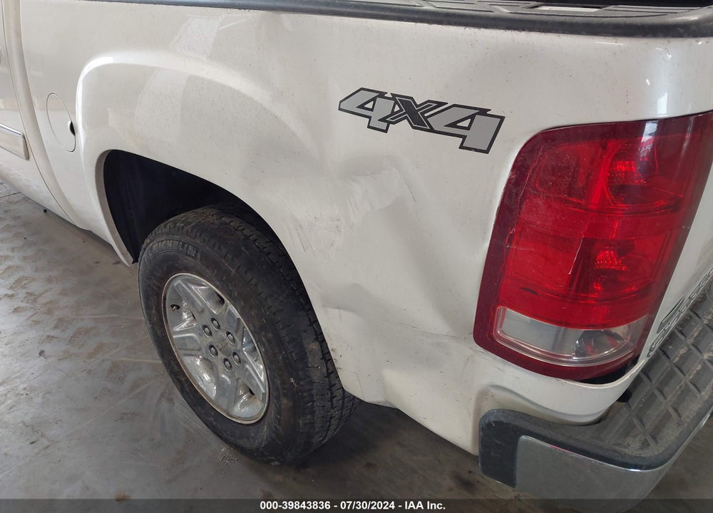 2011 GMC SIERRA 1500 SLT VIN: 3GTP2WE39BG184321