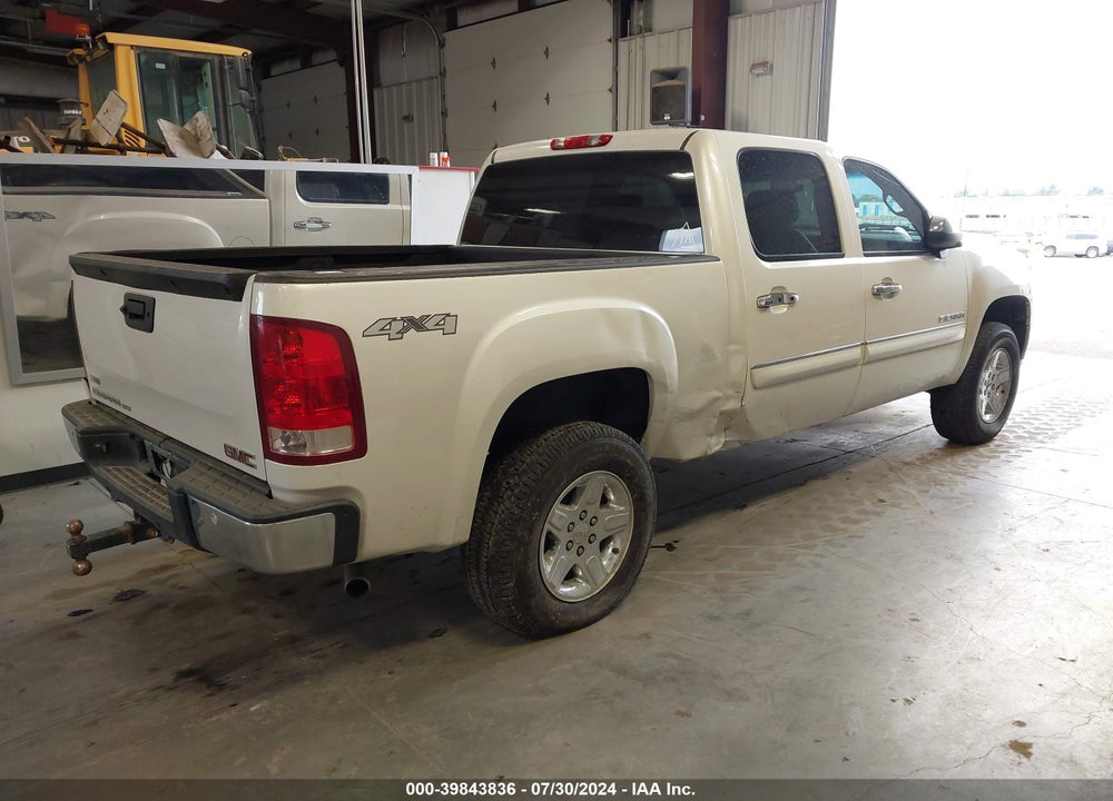 2011 GMC SIERRA 1500 SLT VIN: 3GTP2WE39BG184321