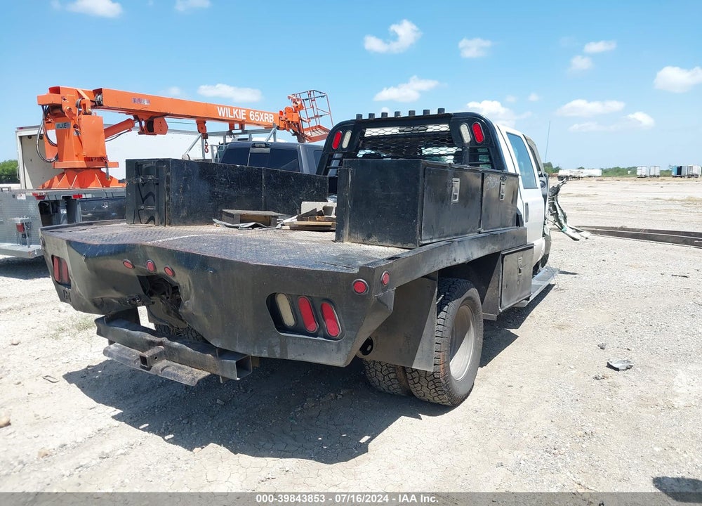 2015 FORD F-350 CHASSIS XL VIN: 1FD8W3HT0FEC51786