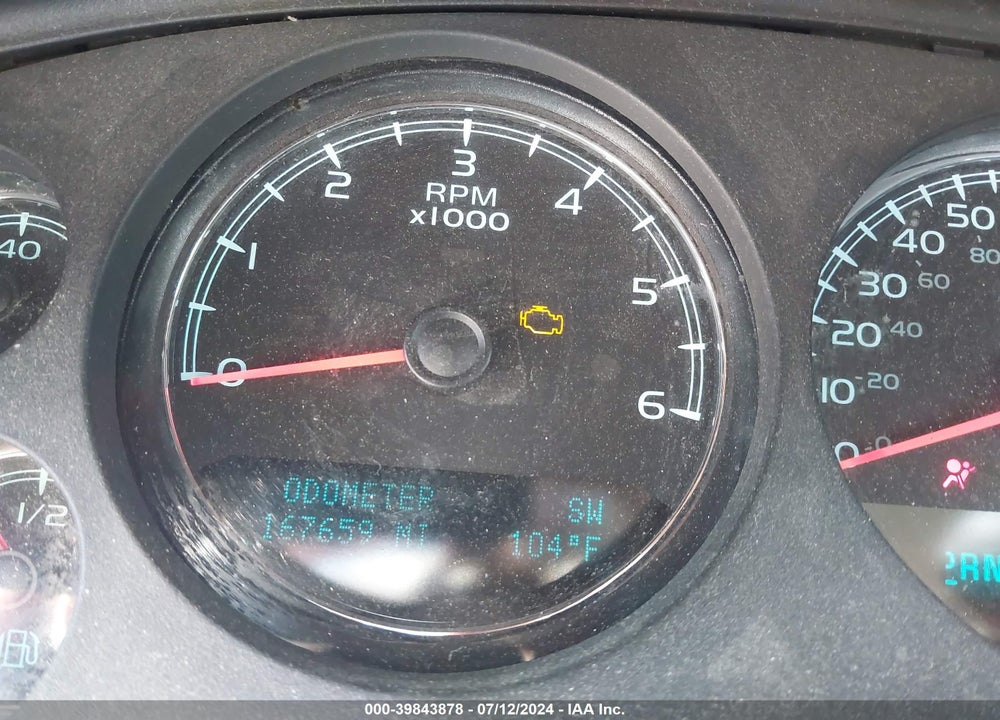 2013 CHEVROLET SUBURBAN 1500 LT VIN: 1GNSKJE78DR230053
