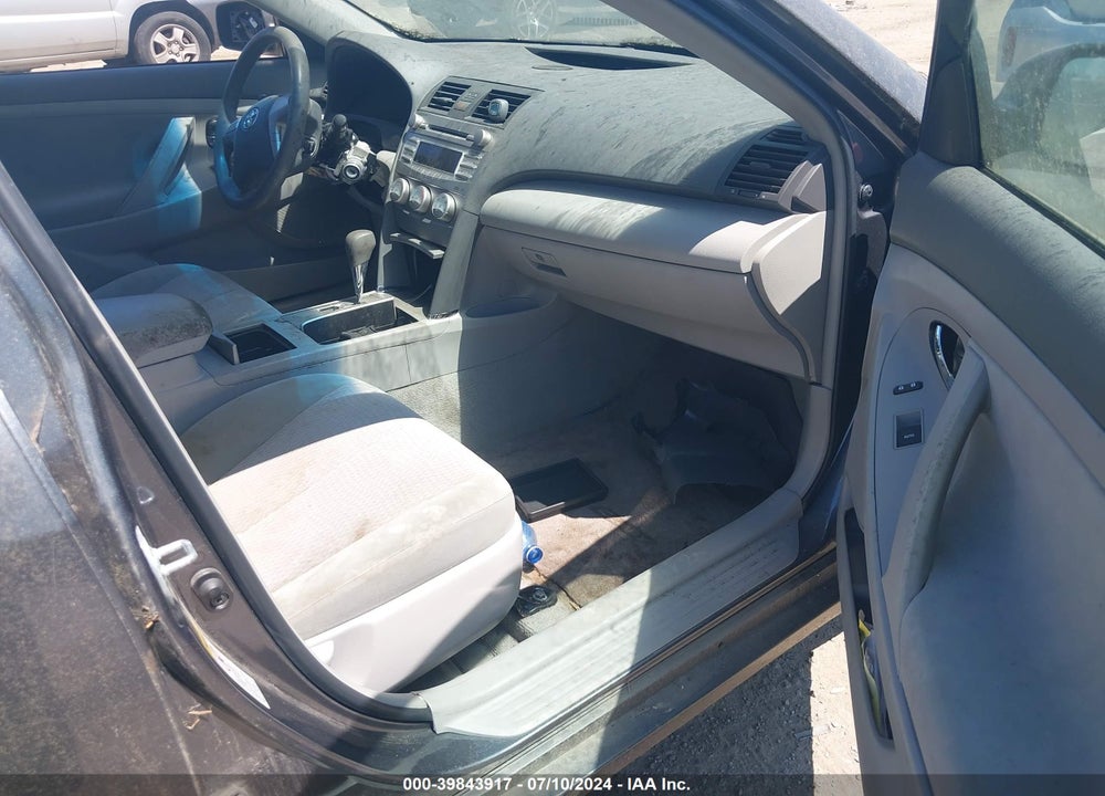 2011 TOYOTA CAMRY LE VIN: 4T1BF3EK2BU690537