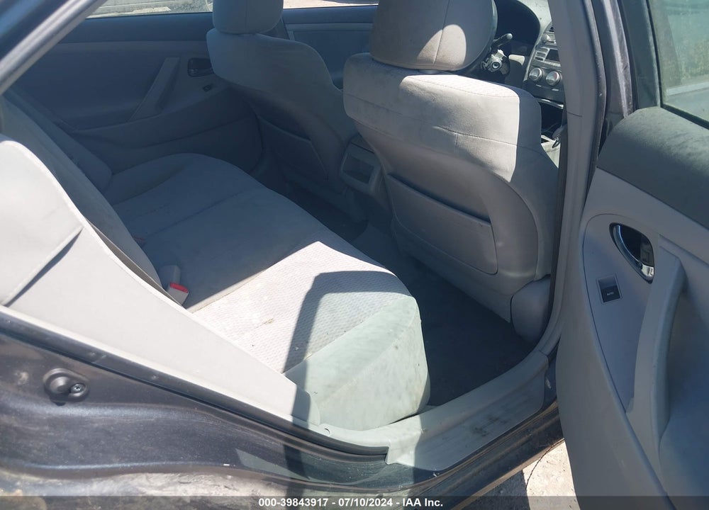 2011 TOYOTA CAMRY LE VIN: 4T1BF3EK2BU690537