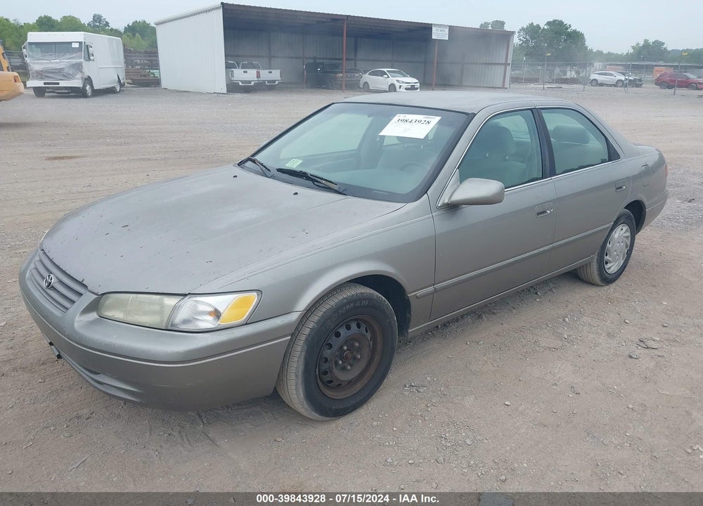 1998 TOYOTA CAMRY LE VIN: 4T1BG22KXWU349159