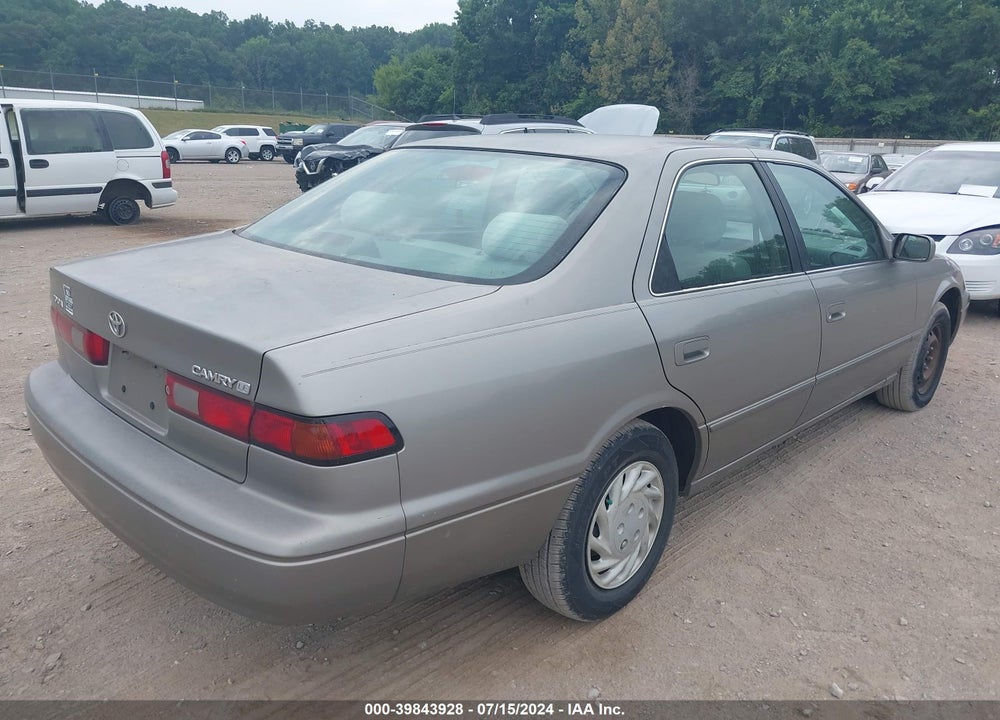 1998 TOYOTA CAMRY LE VIN: 4T1BG22KXWU349159